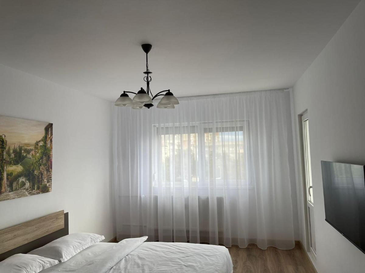 Angels Apartment 2 Oradea Exterior foto